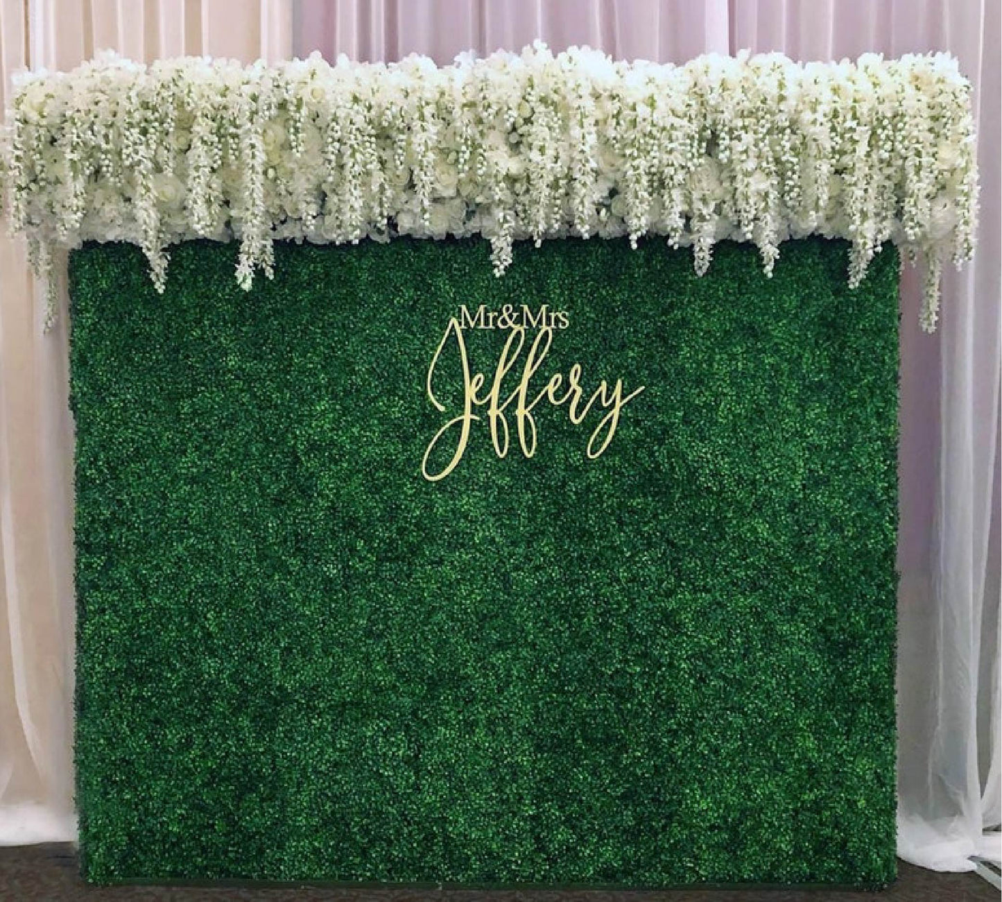 Boxwood Backdrop